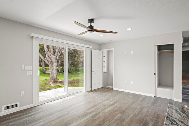 Building Photo - 2315 Armstrong Ln