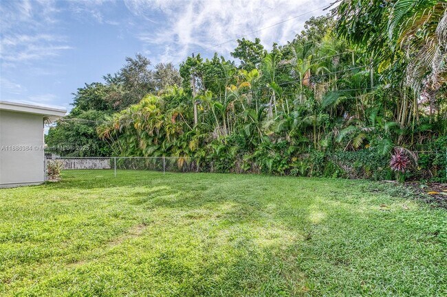 Building Photo - 11527 SW 81st Rd