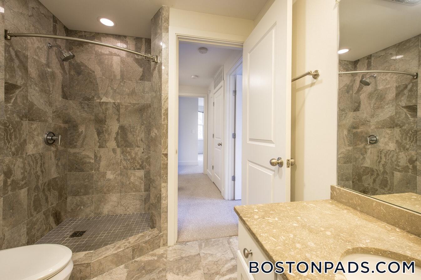 Building Photo - 110 Second St.