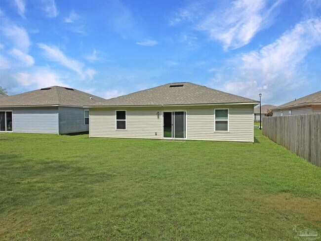 Building Photo - 6465 June Bug Dr