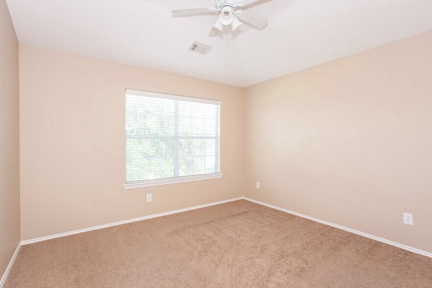 Building Photo - 8223 Wainwright Way