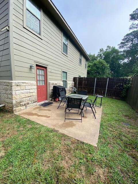 Building Photo - 148 Sendero Dr