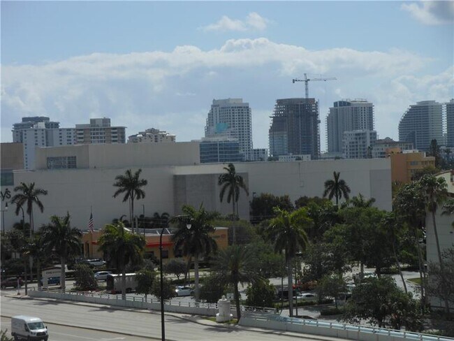 Building Photo - 1160 N Federal Hwy
