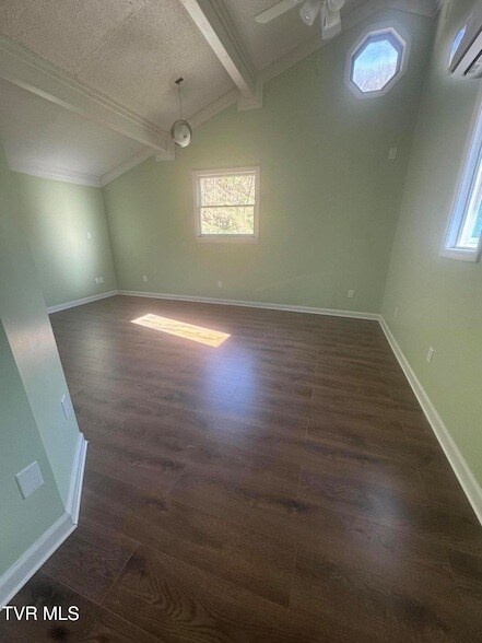 Building Photo - 179 Gilmer St