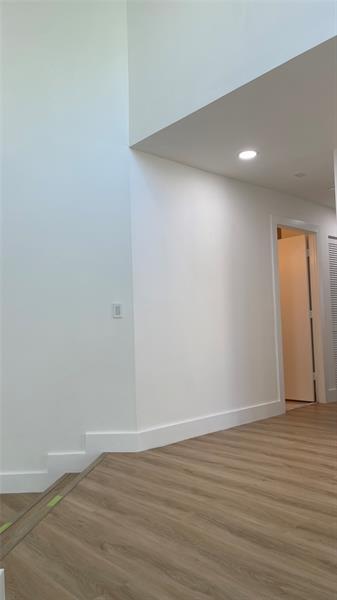 Building Photo - 6425 96th Pl S