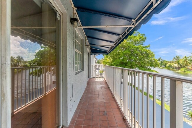 Building Photo - 7070 NW 173rd Dr