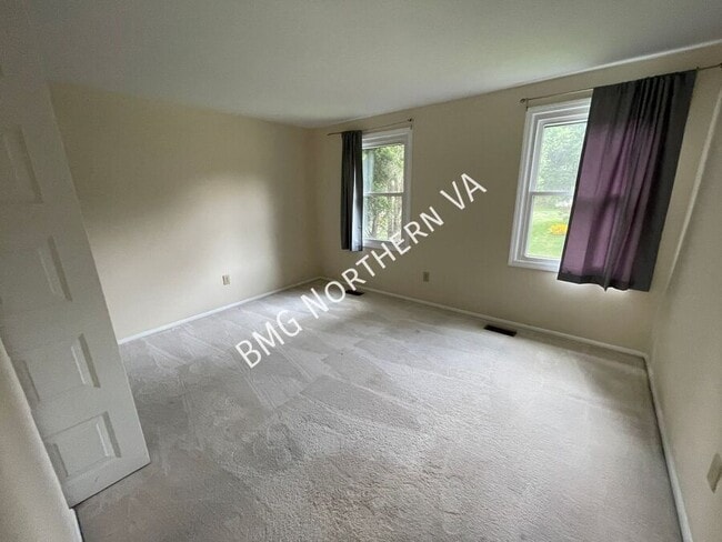 Building Photo - 1846 Clovermeadow Dr