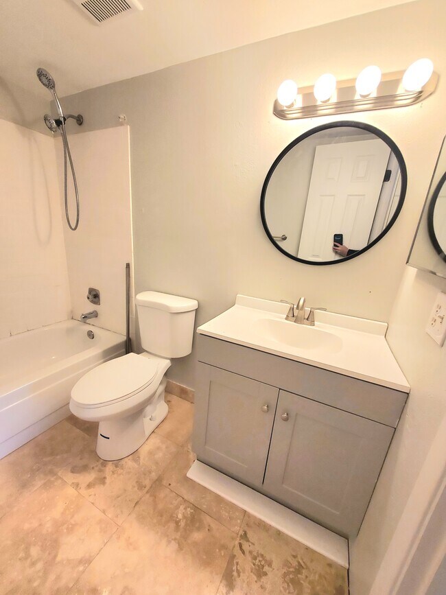 Building Photo - 3061 S Ursula Cir