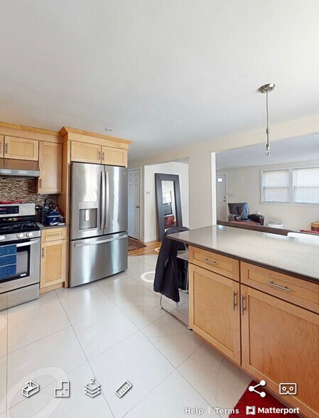 Building Photo - 11 Rockland Pl