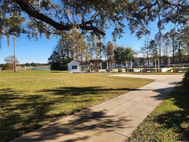 Building Photo - 24921 Pine Hill