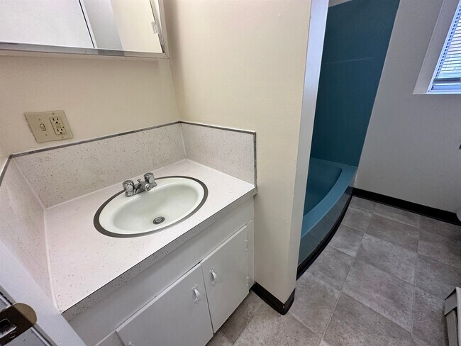 Building Photo - 93 West St