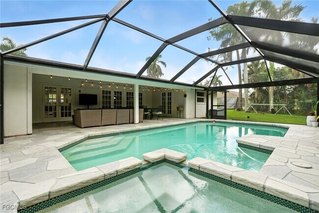 Building Photo - 1250 Kasamada Dr