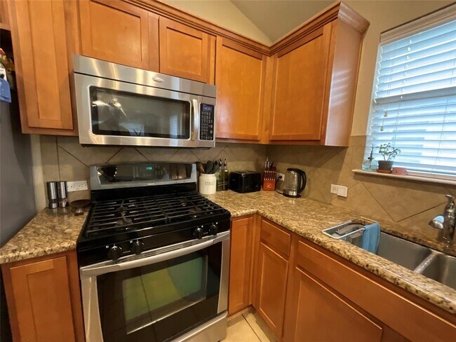 Building Photo - 14013 Rountree Ranch Ln