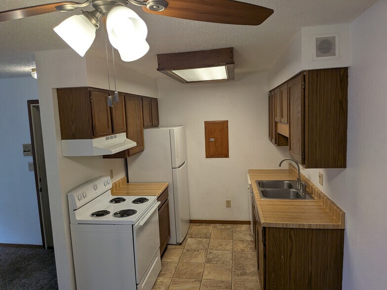 Building Photo - 4731 S Baha Ave