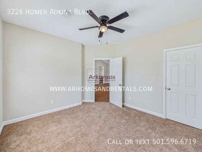 Building Photo - 3226 Homer Adkins Blvd