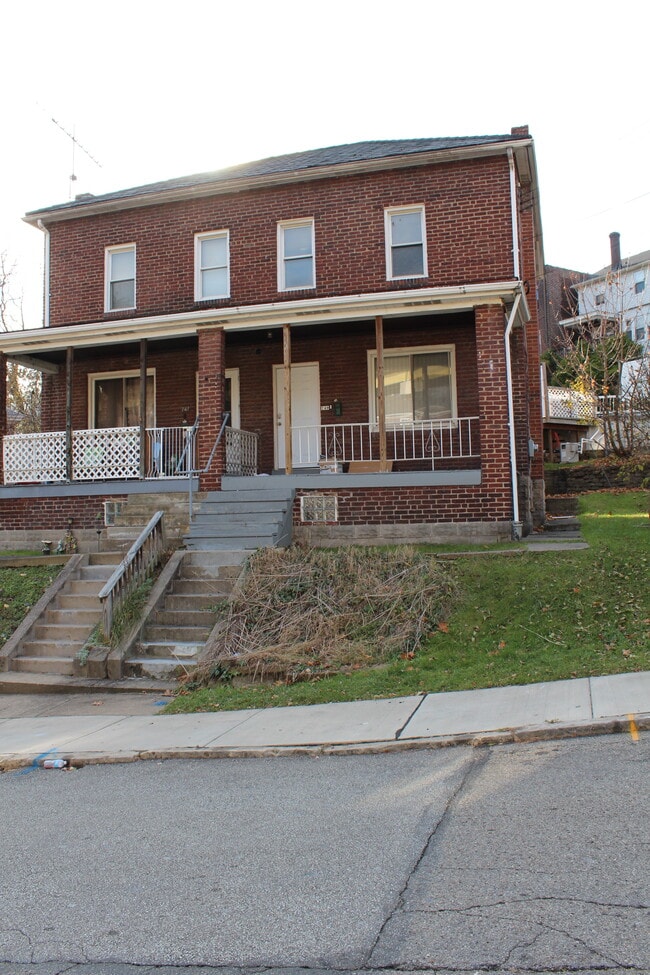 Building Photo - 749 Hampshire Ave