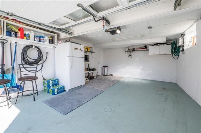 Building Photo - 4915 Brownsville Rd