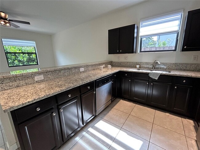Building Photo - 15180 SW 119th Way