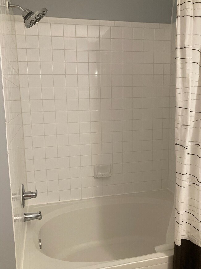 Building Photo - 4550 Strutfield Ln