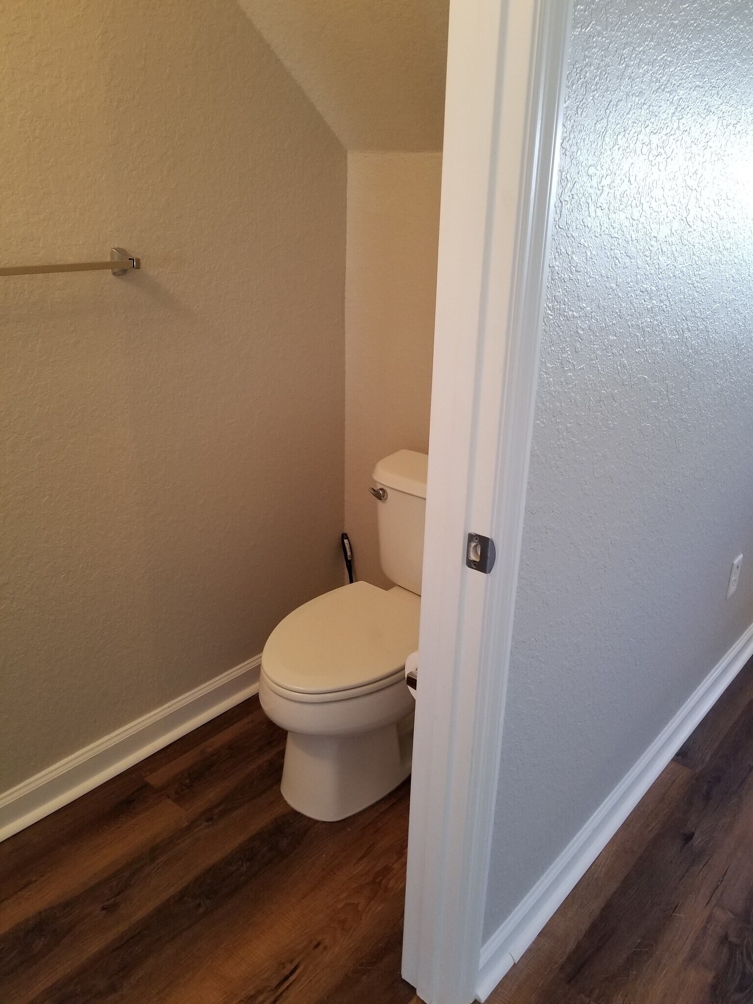 Half bath - 4490 SW 49th Ave