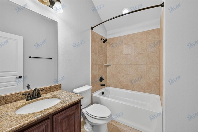 Building Photo - 911 Birchwood Dr