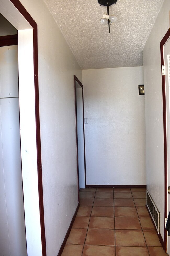 Building Photo - 2722 Verde Ave