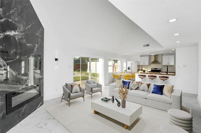 Building Photo - 6035 Cartagena St