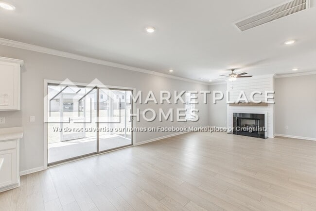 Building Photo - 212 Stockyard Cir
