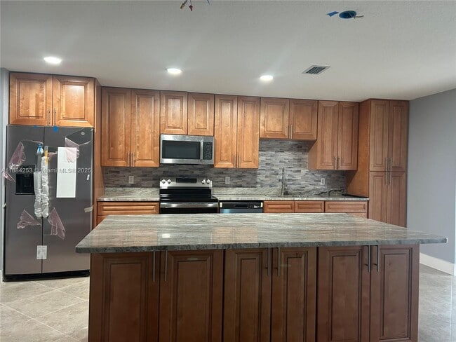 Building Photo - 7109 Santa Rosa Pkwy