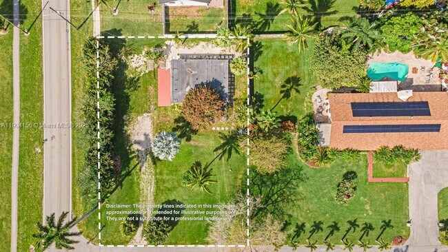 Building Photo - 4421 SW 73rd Terrace