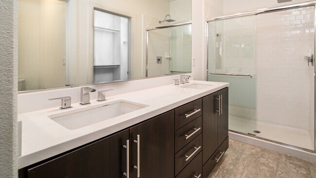 Building Photo - Coming soon - 2Bed/2.5Bath TOWNHOUSE FOR RENT IN MILPITAS - $3,850/mo