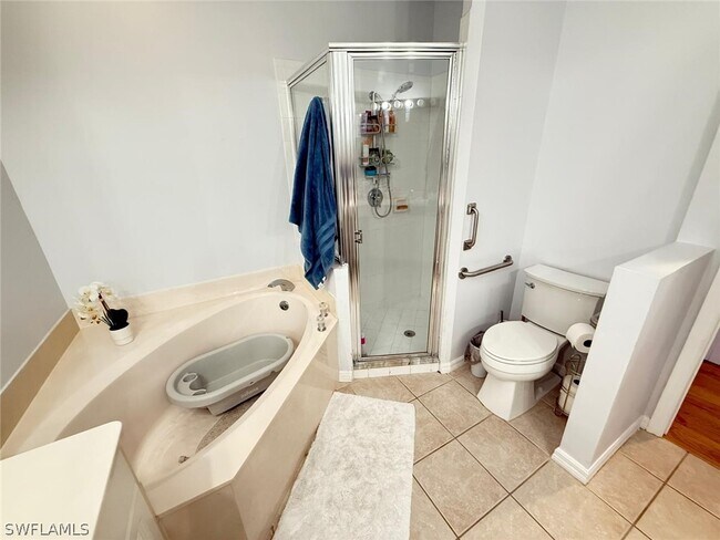 Building Photo - 6210 Wilshire Pines Cir