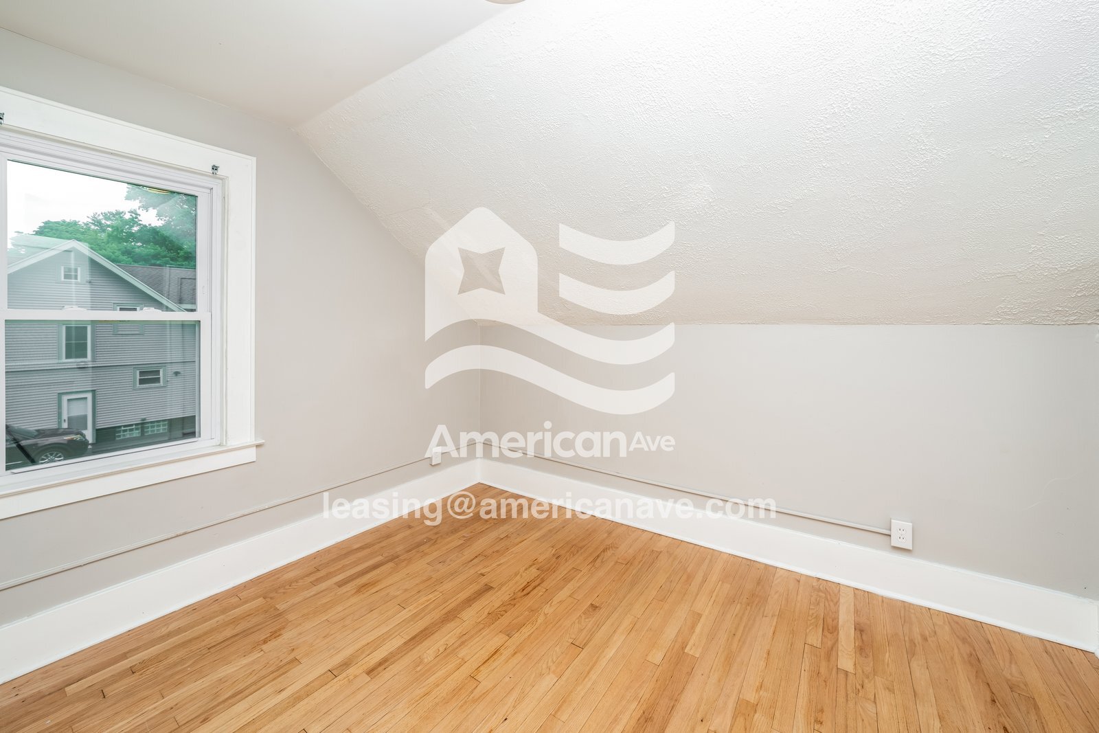 Building Photo - 216 Marguerite Ave