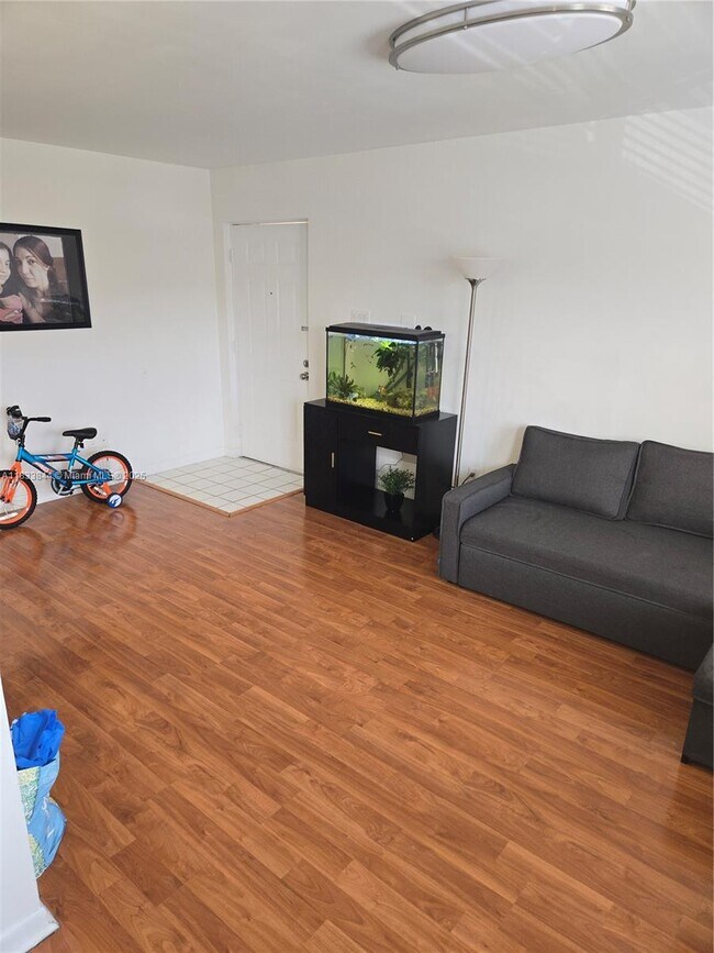 Building Photo - 15330 SW 106th Terrace