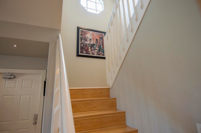 Building Photo - 504 Capistrano Dr
