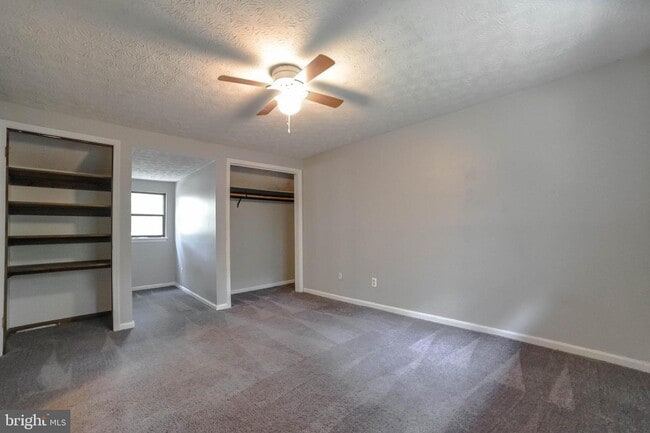 Building Photo - 45381 Abell Dr