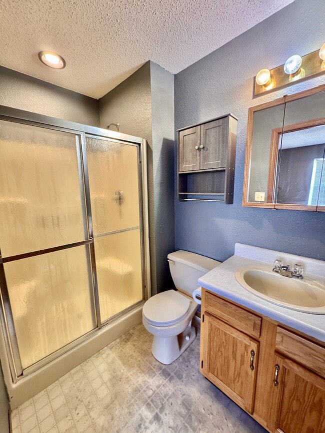 Building Photo - 1315 N Berkley Rd