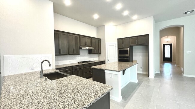 Building Photo - 212 Milas Cv