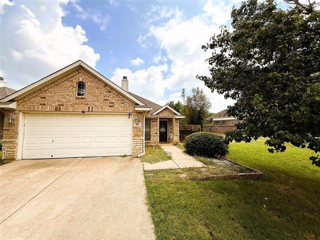 Building Photo - 845 Claycourt Cir