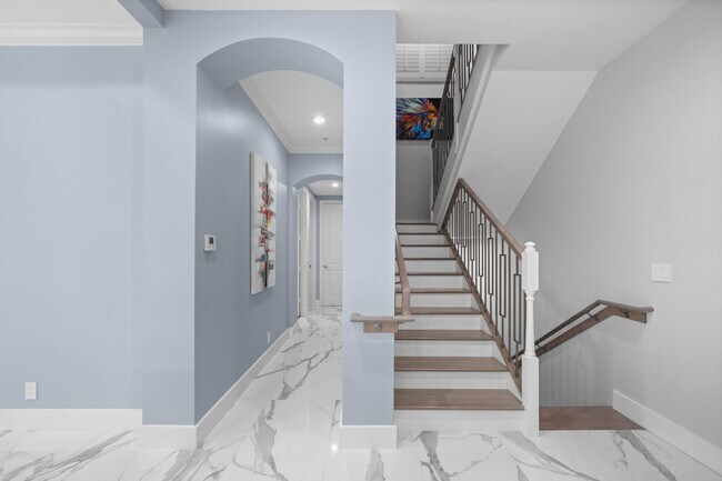 Building Photo - 1503 NE 2nd St