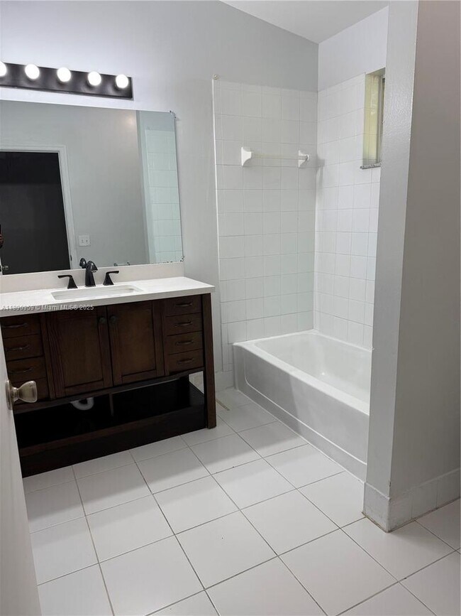 Building Photo - 13905 SW 177th Terrace