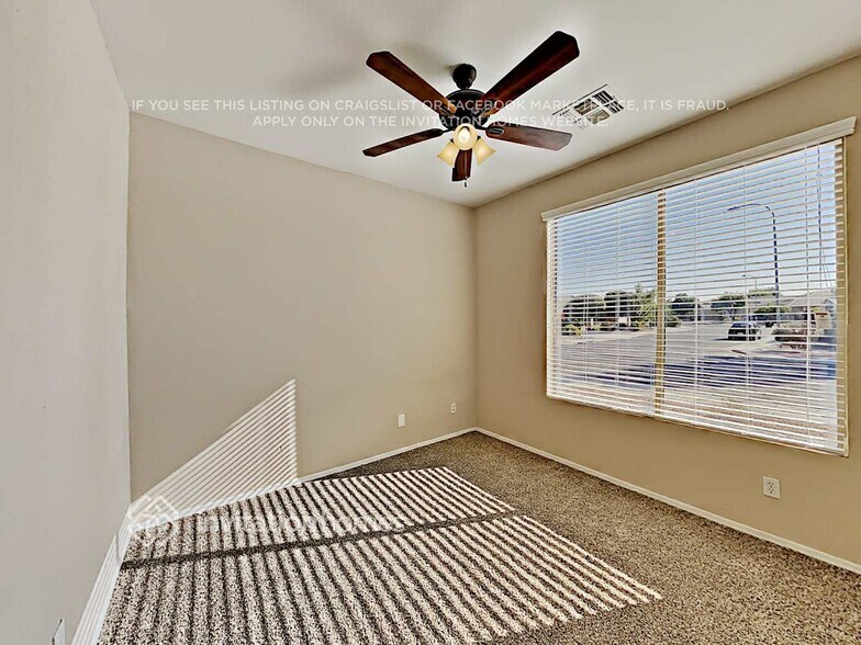 Building Photo - 244 S 124th Ave