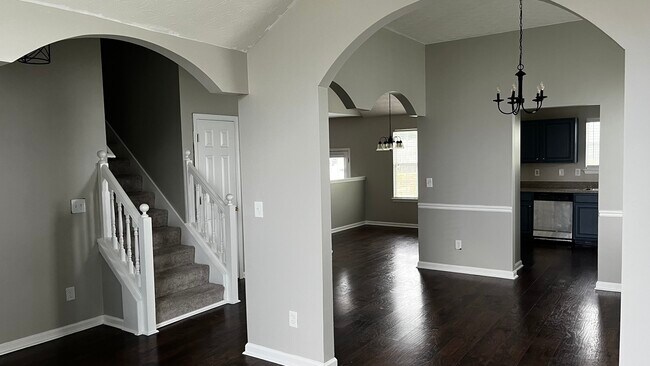 Building Photo - 2800 Carolina Ridge