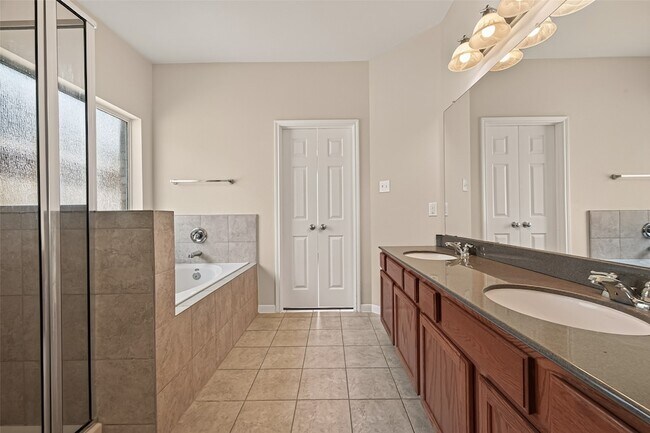 Building Photo - 9118 Cavalier Ln