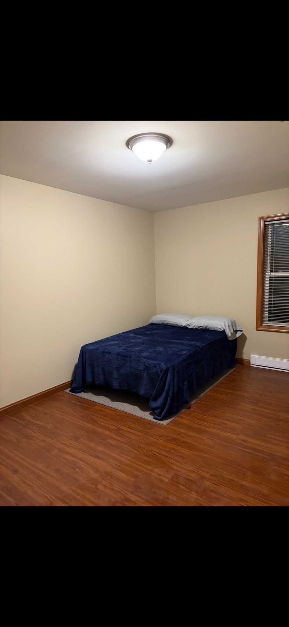 Building Photo - 129 1st St