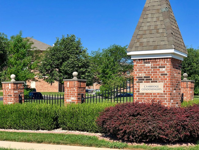 Building Photo - 742 Granite Dr