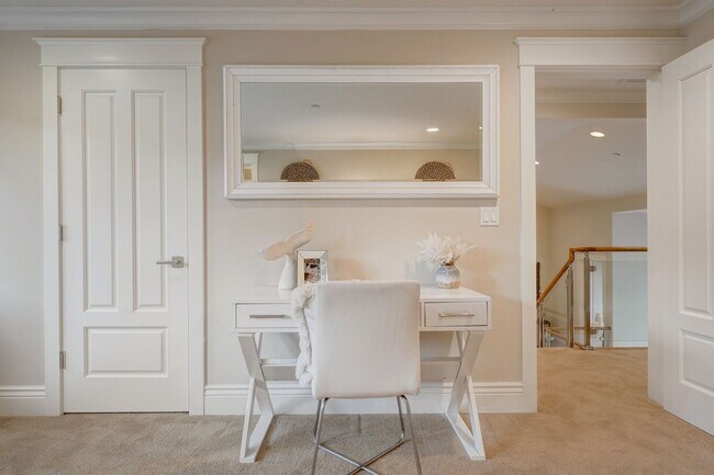 Building Photo - 140 Emerald Estates Ct
