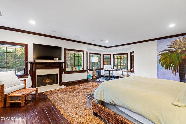 Building Photo - 4445 Golf Course Dr