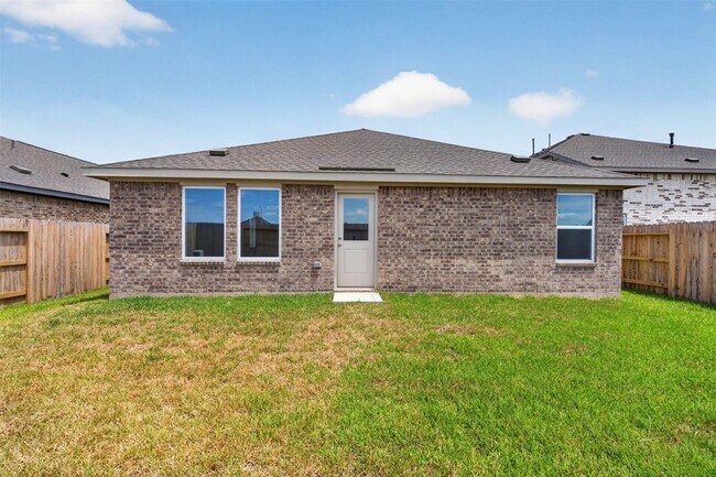Building Photo - 3008 Calhoun Fls Dr