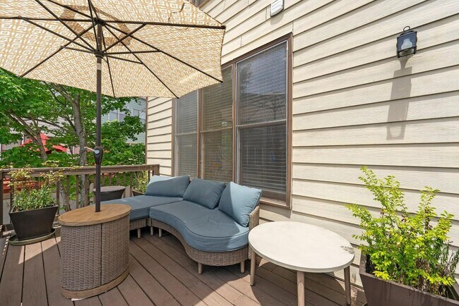 Building Photo - 750 Liberty Commons Dr NW